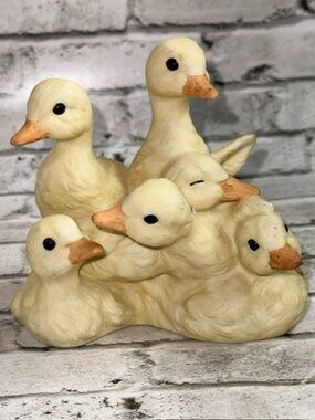 Vintage Homco Yellow Duck Figurine Sculpture Masterpiece Home Gift Birds Babies